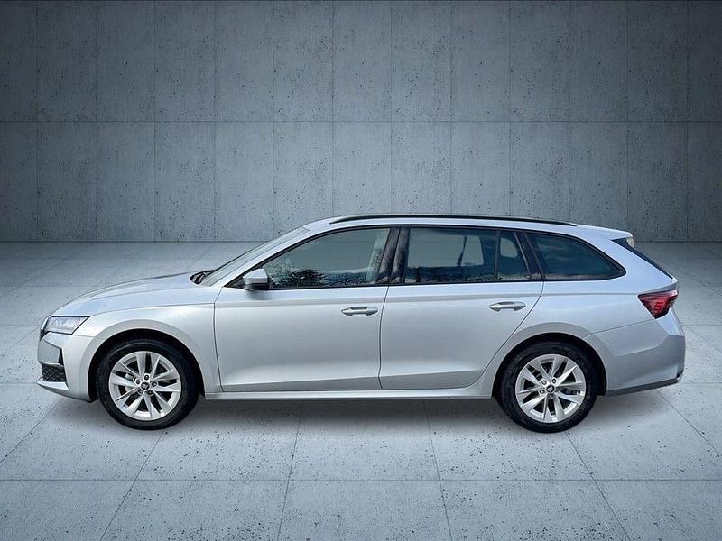 Gebraucht Skoda Octavia Selection 150 PS (110 kW) 2025 Brillantsilber metallic Kombi