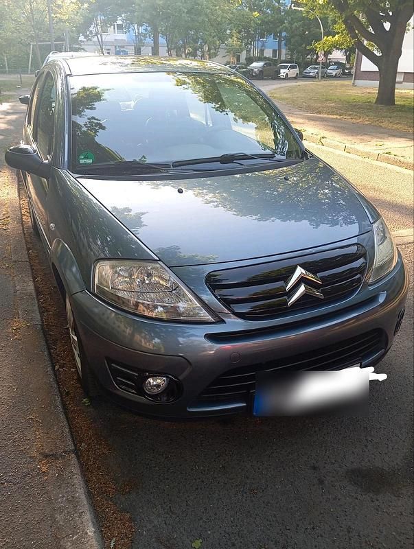 Grau Gebraucht 2006 Citroën C3 Kleinwagen | 2.200 € (Fairer Preis) - Bild 1/4