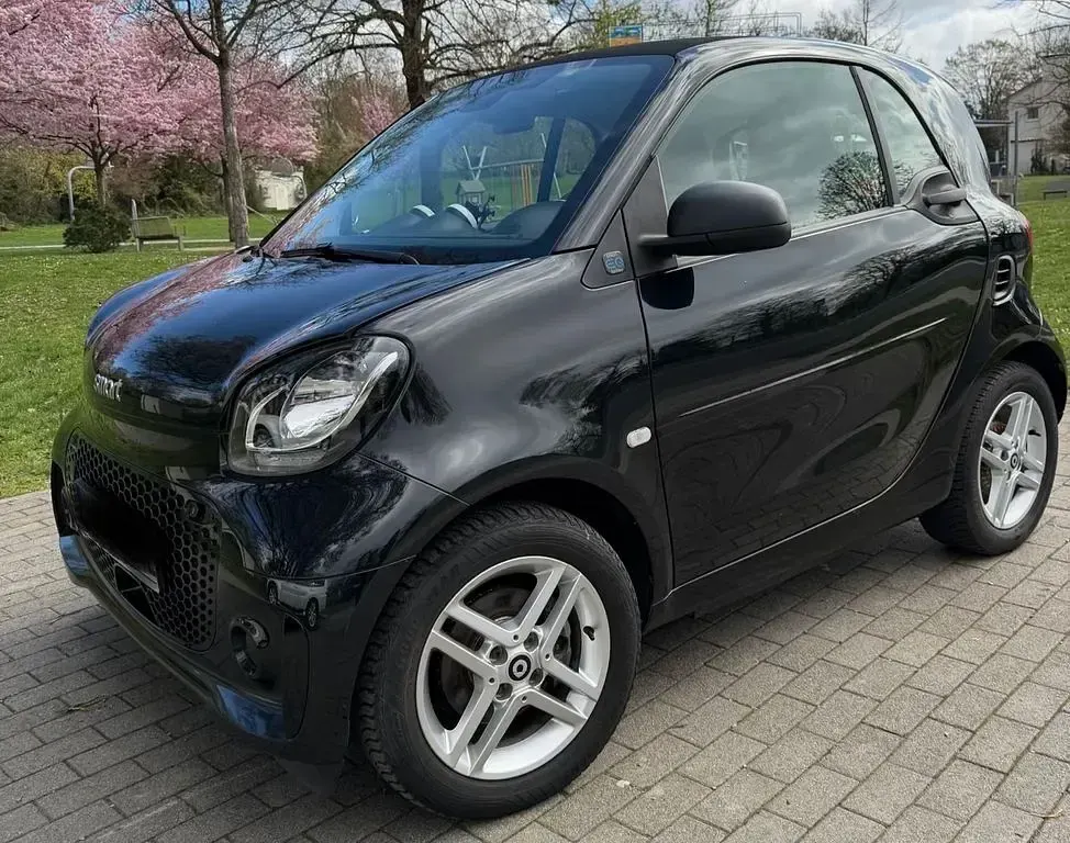 Gebraucht Smart ForTwo Electric Drive 60 kW (82 PS) 2021 Schwarz Coupé