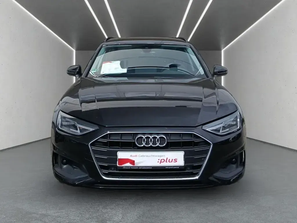 Gebraucht Audi A4 150 PS (110 kW) 2023 Schwarz Kombi