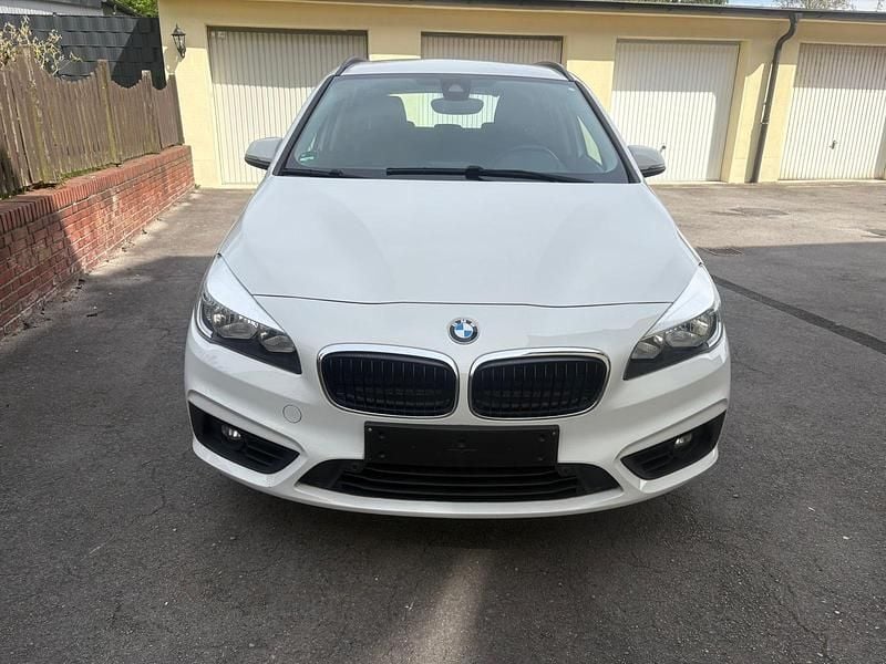 Gebraucht BMW 218 136 PS (100 kW) 2017 Weiß Kombi