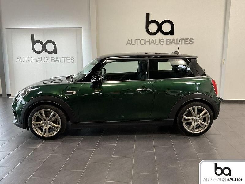 Gebraucht Mini Cooper Pepper 136 PS (100 kW) 2016 British racing green Kleinwagen