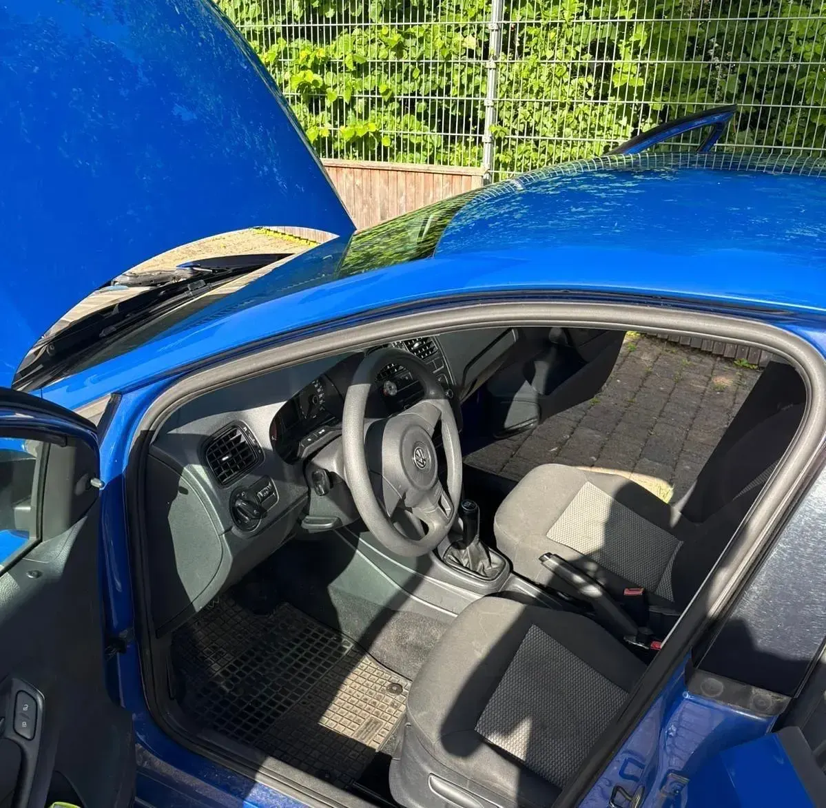 Gebraucht VW Polo 55 PS (40 kW) 2011 Blau Kleinwagen