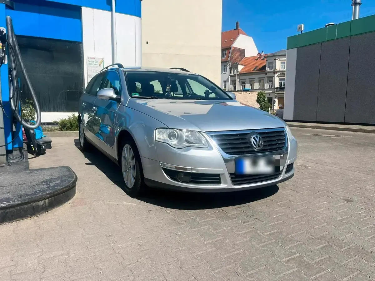Gebraucht VW Passat 170 PS (125 kW) 2010 Silber Kombi