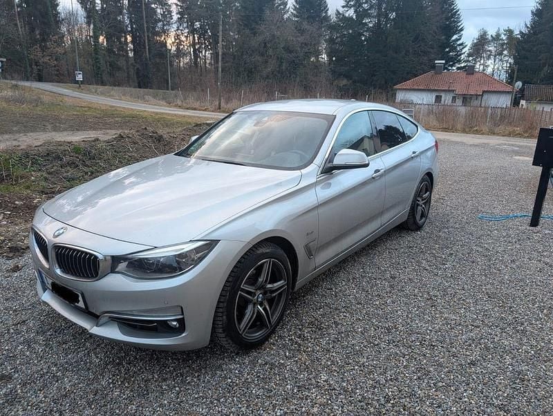 Silber Gebraucht 2017 BMW 320 Gran Turismo Luxury Line Limousine | 17.990 € (Guter Preis) - Bild 1/4