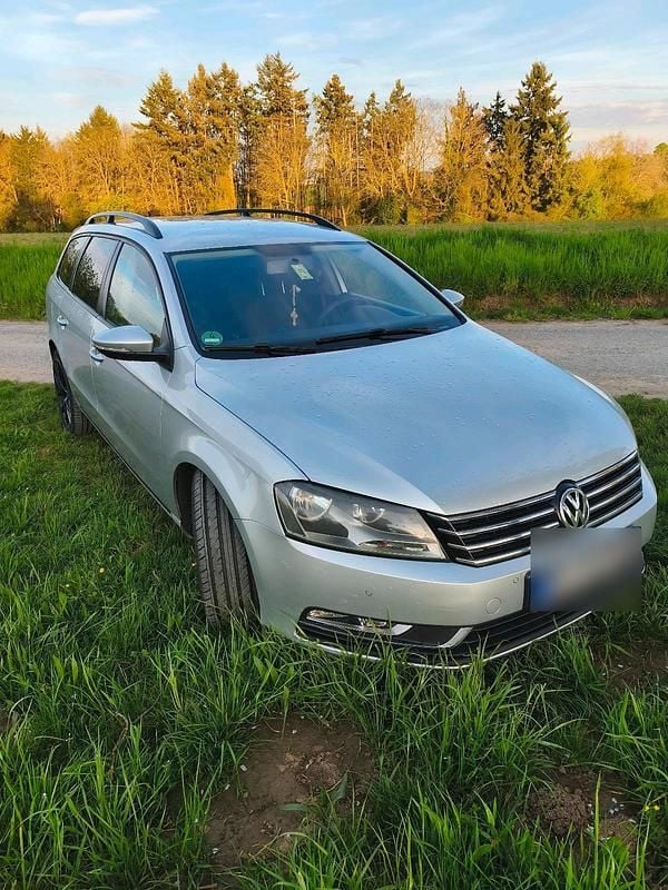Gebraucht VW Passat 140 PS (102 kW) 2013 Silber Kombi