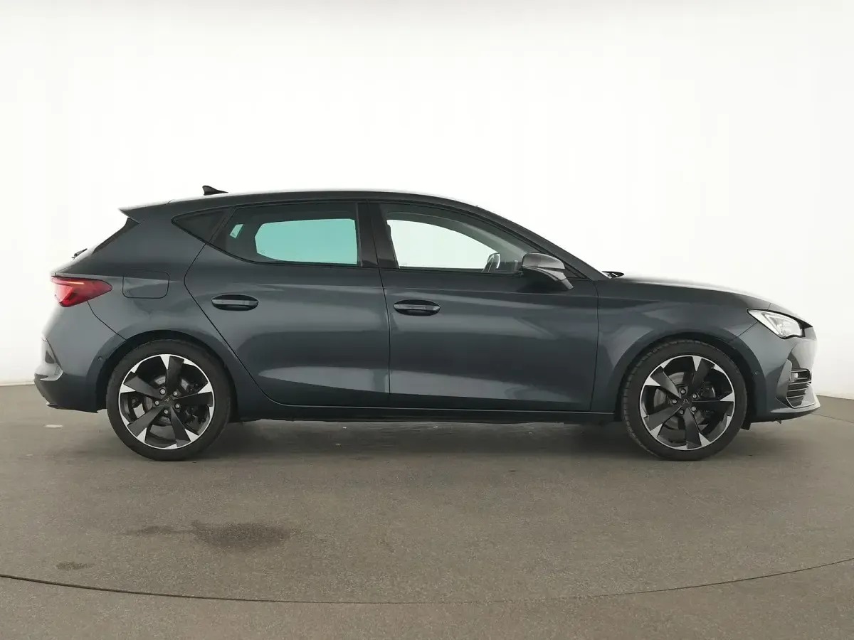 Gebraucht Cupra Leon 190 PS (139 kW) 2024 Magnetic tech Limousine
