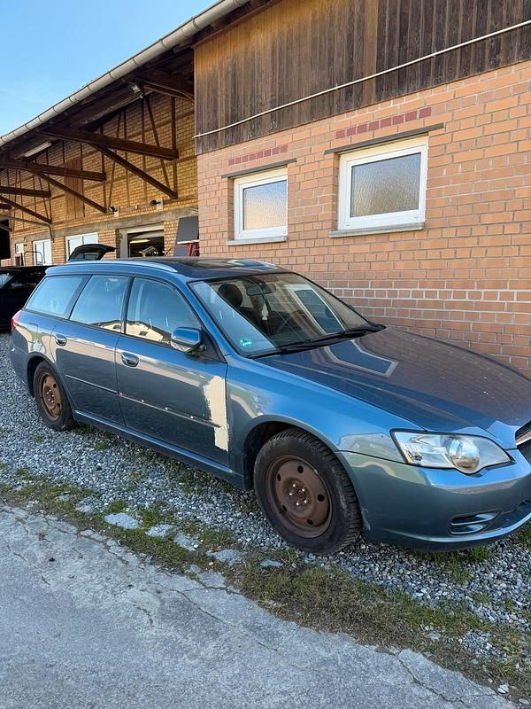 Gebraucht Subaru Legacy 136 PS (100 kW) 2005 Blau Kombi