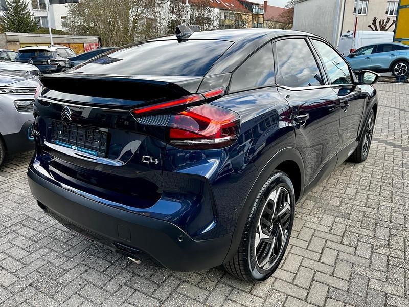 Gebraucht Citroën C4 136 PS (100 kW) 2024 New dark blue SUV