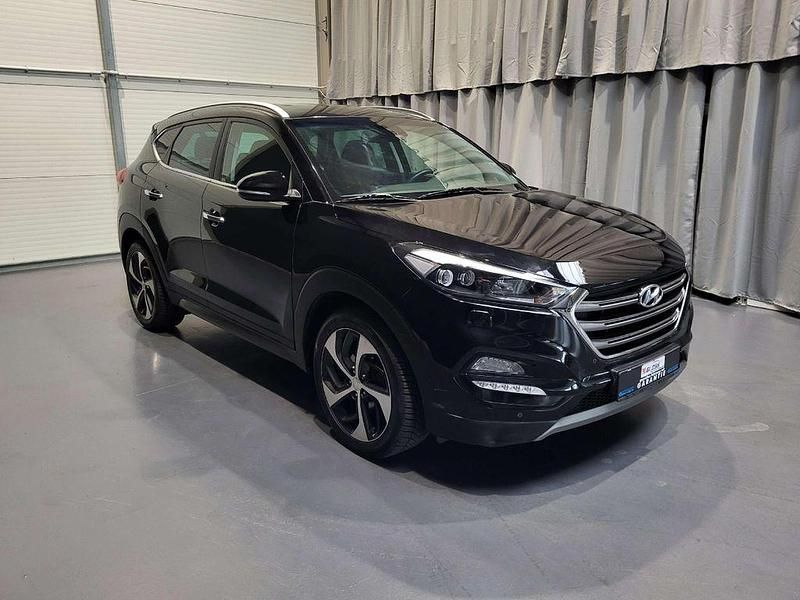 Gebraucht Hyundai Tucson Trend 177 PS (130 kW) 2017 Phantom black SUV