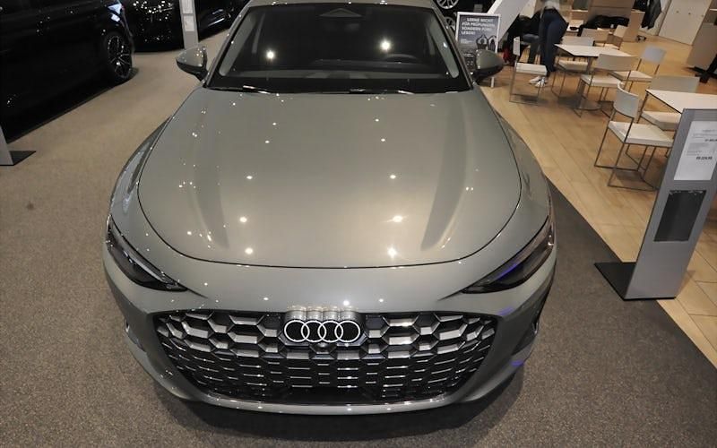 Neu Audi A6 Advanced 204 PS (150 kW) 2026 Grau Kombi