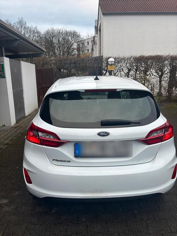 Gebraucht Ford Fiesta 160 PS (117 kW) 2017 Weiß Kleinwagen
