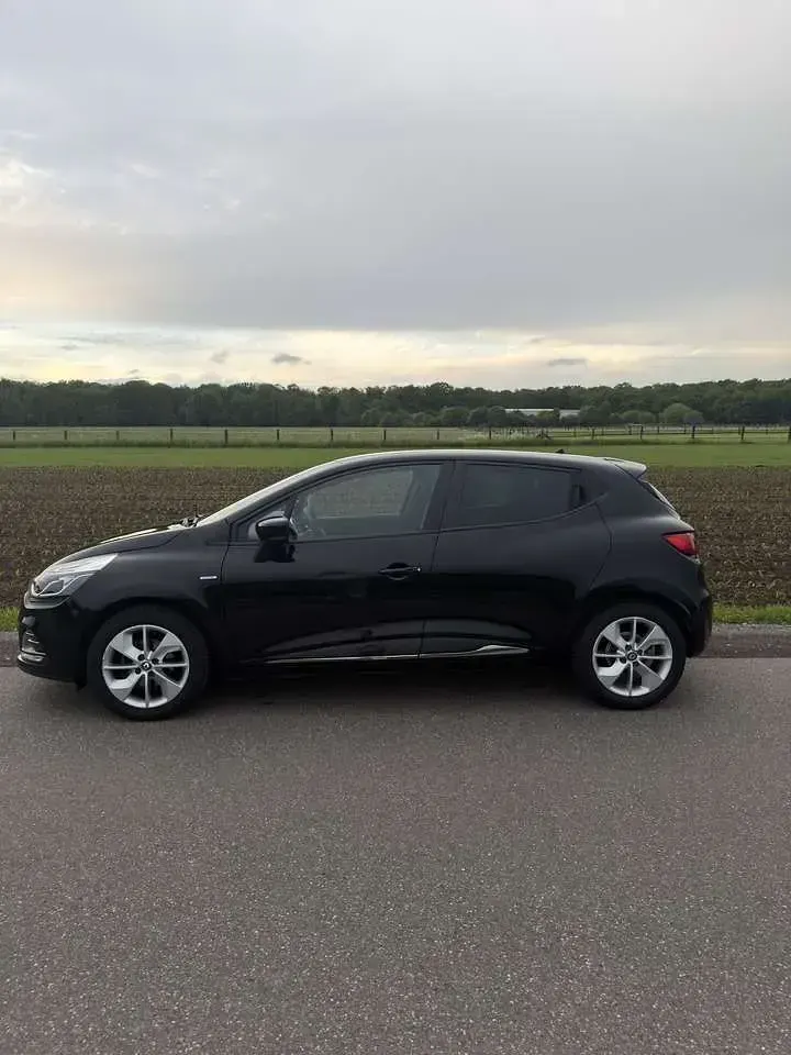 Gebraucht Renault Clio GrandTour LIMITED 90 PS (66 kW) 2017 Kombi