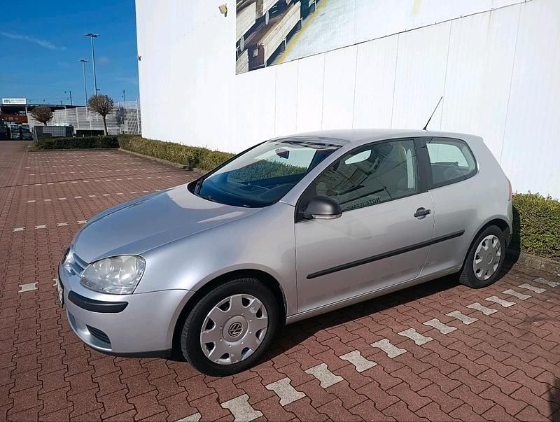 Gebraucht VW Golf V 80 PS (58 kW) 2007 Silber Kleinwagen