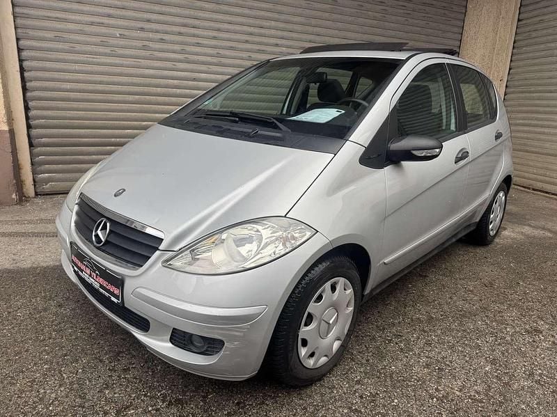 Gebraucht Mercedes A150 95 PS (69 kW) 2004 Polarsilber  metalliclack Kleinwagen