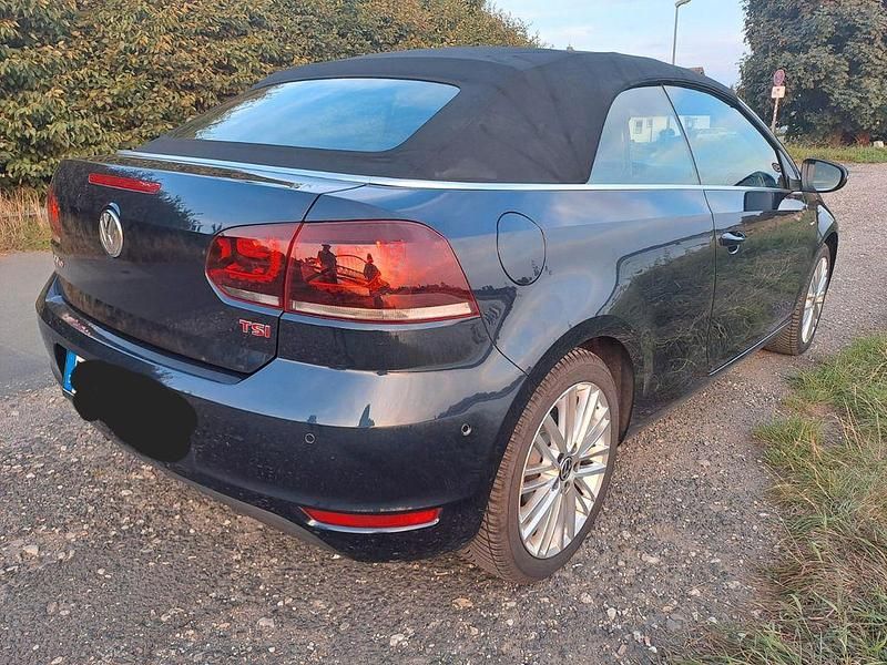 Gebraucht VW Golf Cabriolet Cup 160 PS (117 kW) 2015 Blau Cabrio