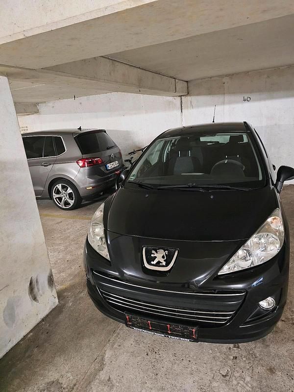 Schwarz Gebraucht 2009 Peugeot 207 Kleinwagen | 2.800 € (Guter Preis) - Bild 1/4