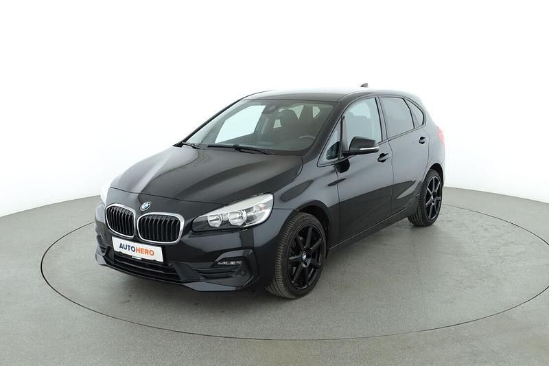 Schwarz Gebraucht 2019 BMW 216 Active Tourer Van / Kleinbus | 13.890 € (Superpreis) - Bild 1/3