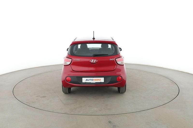 Gebraucht Hyundai i10 Style 87 PS (63 kW) 2016 Rot Kleinwagen