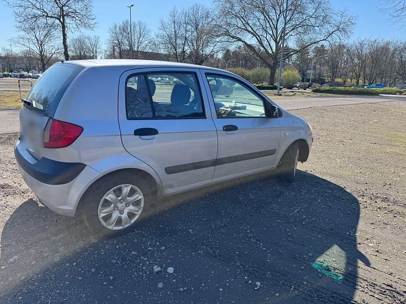 Gebraucht Hyundai Getz 67 PS (49 kW) 2008 Silber Kleinwagen