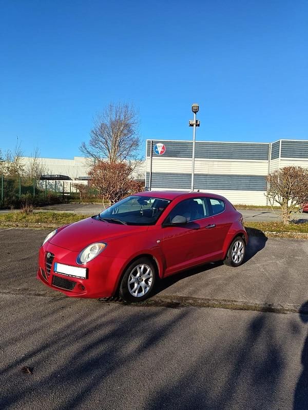 Rot Gebraucht 2010 Alfa Romeo MiTo Kleinwagen | 3.200 € - Bild 1/4
