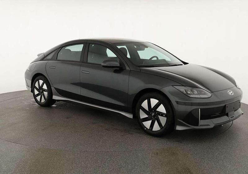 Nocturne gray Neu 2024 Hyundai Ioniq 6 Base Limousine | 37.084 € - Bild 1/4