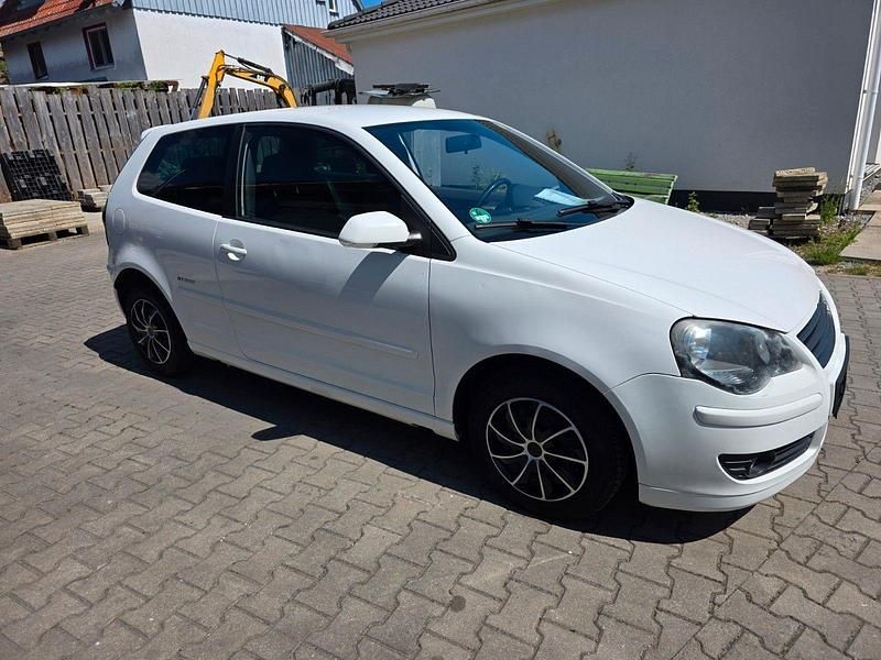 Weiß Gebraucht 2009 VW Polo GT Kleinwagen | 2.995 € (Fairer Preis) - Bild 1/4