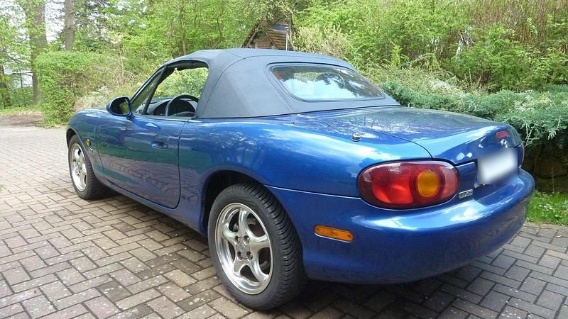 Gebraucht Mazda MX5 140 PS (102 kW) 1999 Blau Cabrio
