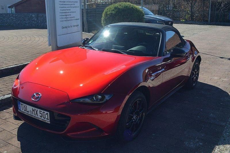 Gebraucht Mazda MX5 Homura-Line 132 PS (97 kW) 2025 Soul red crystal Cabrio