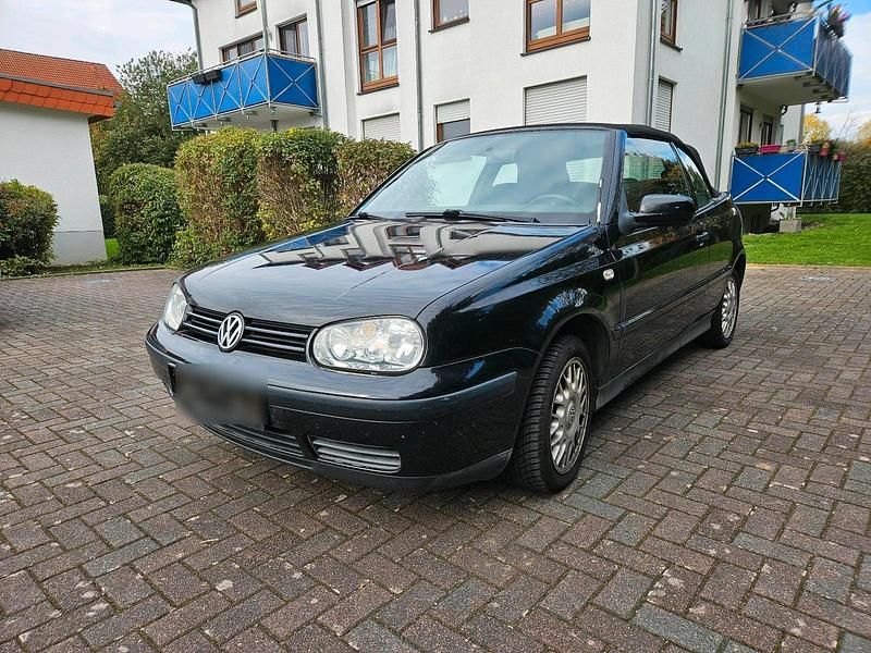 Schwarz Gebraucht 2001 VW Golf Cabriolet Cabrio | 1.000 € (Guter Preis) - Bild 1/4