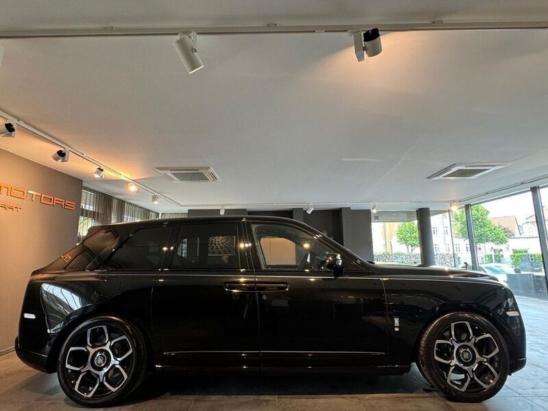 Gebraucht Rolls Royce Cullinan 600 PS (441 kW) 2024 Schwarz SUV