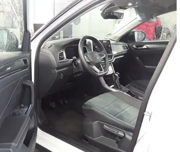 Gebraucht VW T-Roc Style 150 PS (110 kW) 2025 Weiß SUV