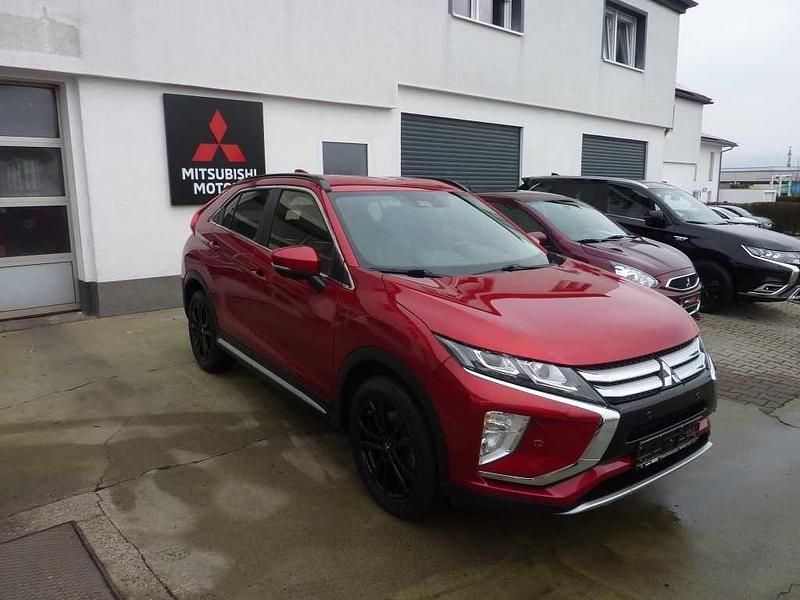 Gebraucht Mitsubishi Eclipse Cross Top 163 PS (119 kW) 2018 Rot SUV