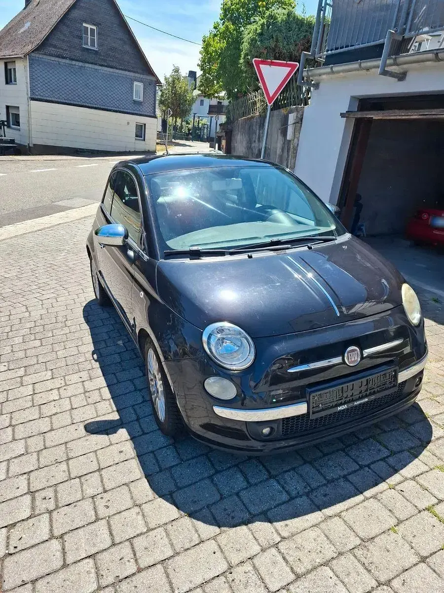 Gebraucht Fiat 500 Lounge 86 PS (63 kW) 2011 Schwarz Limousine