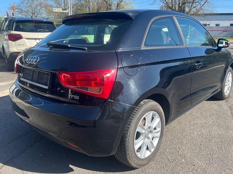 Gebraucht Audi A1 86 PS (63 kW) 2013 Schwarz Kleinwagen