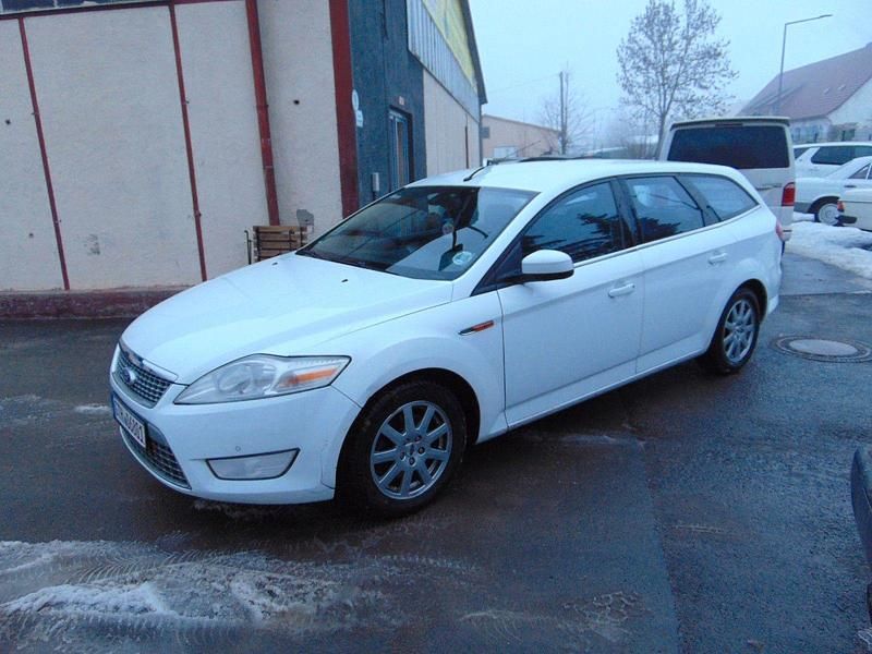Gebraucht Ford Mondeo Titanium 140 PS (102 kW) 2007 Weiß Kombi