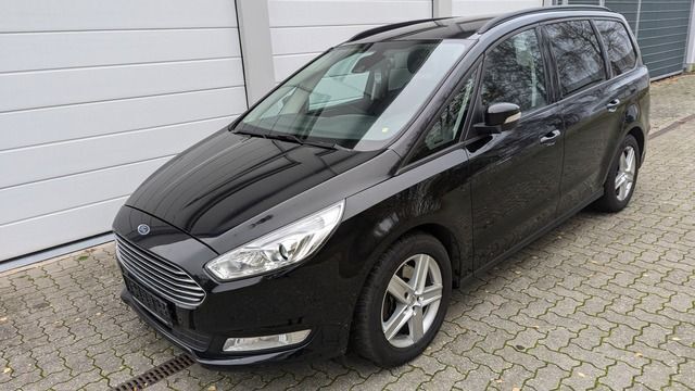 Schwarz Gebraucht 2015 Ford Galaxy Trend Van / Kleinbus | 8.600 € - Bild 1/4
