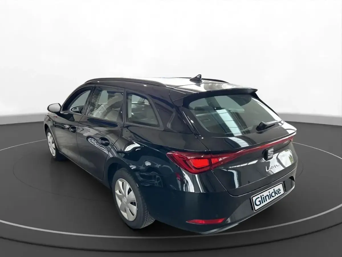Gebraucht Seat Leon Reference 116 PS (85 kW) 2023 Mitternachtschwarz Kombi