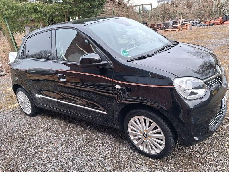 Gebraucht Renault Twingo Vibes 60 kW (82 PS) 2021 Schwarz Kleinwagen
