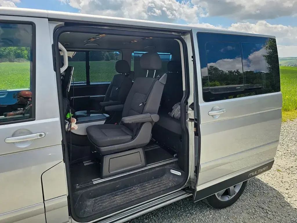 Gebraucht VW Multivan 131 PS (96 kW) 2008 Silber Van / Kleinbus