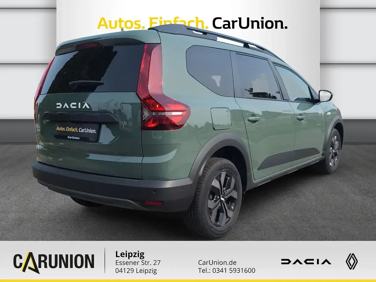 Usata Dacia Jogger Expression 110 CV (80 kW) 2025 Verde Monovolume