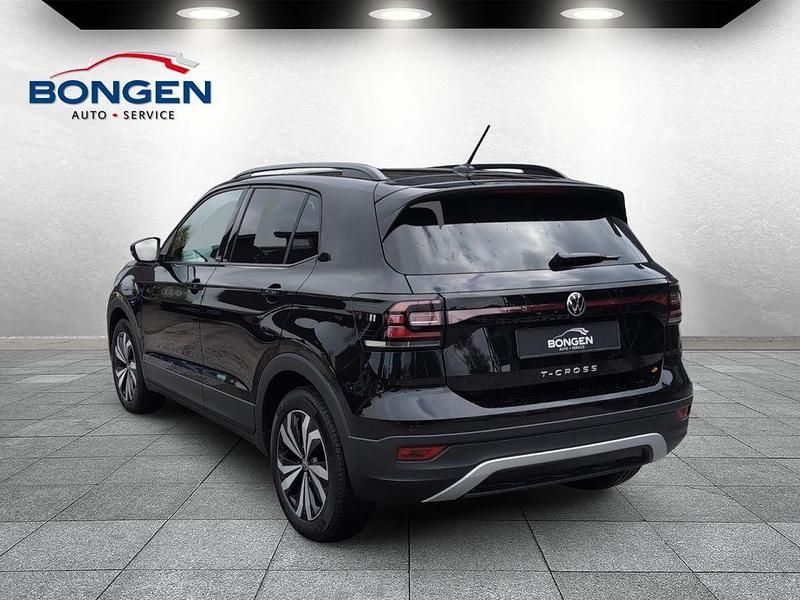 Gebraucht VW T-Cross Active 95 PS (69 kW) 2022 Schwarz SUV