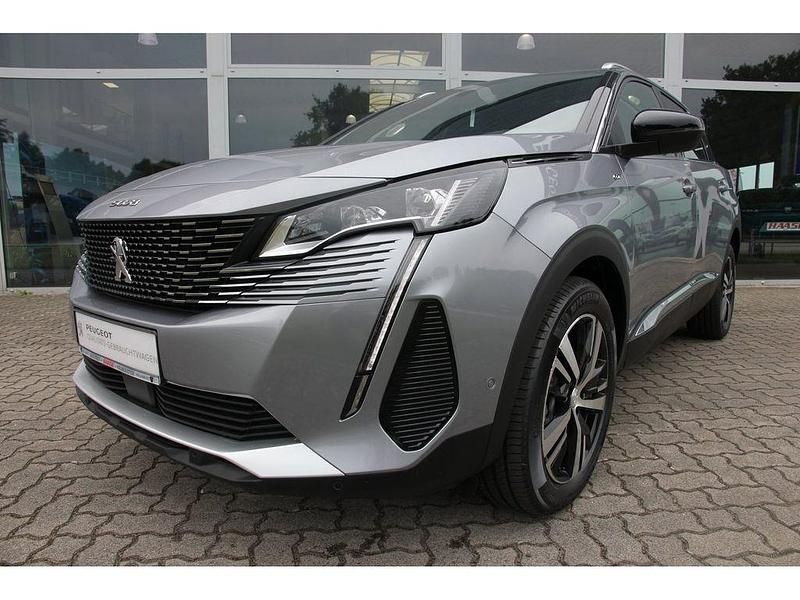 Gebraucht Peugeot 5008 GT 131 PS (96 kW) 2023 Artense grau Van / Kleinbus