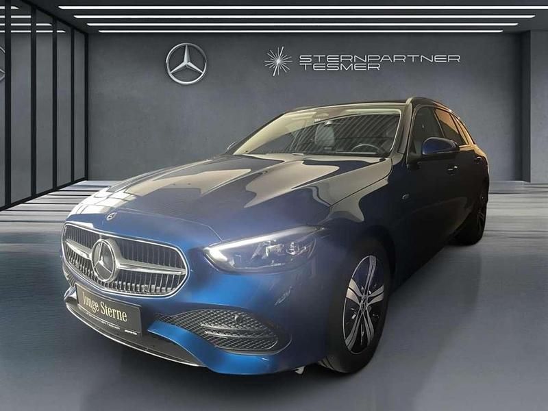 Blau Gebraucht 2025 Mercedes C300e Avantgarde Limousine | 43.890 € (Superpreis) - Bild 1/3