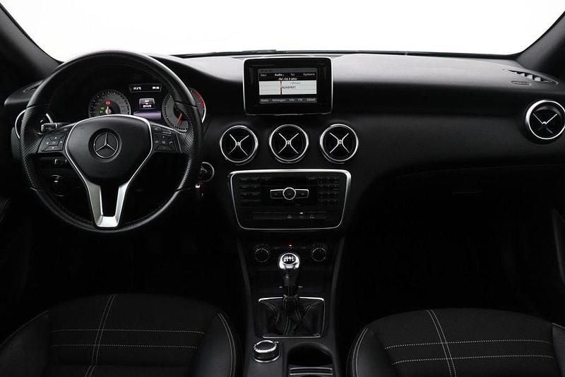 Gebraucht Mercedes A200 Ambition 156 PS (114 kW) 2014 Grau Limousine