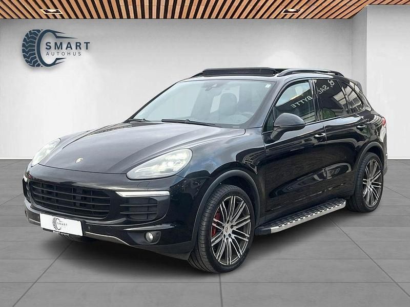 Gebraucht Porsche Cayenne S E-Hybrid 333 PS (244 kW) 2015 Schwarz SUV