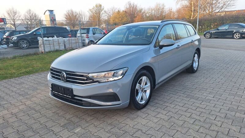 Grau Gebraucht 2022 VW Passat Conceptline Kombi | 17.350 € (Fairer Preis) - Bild 1/4