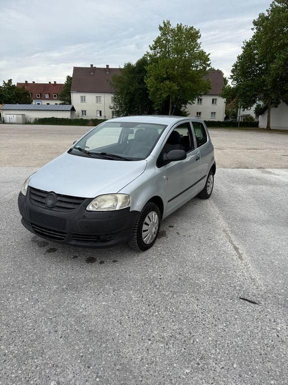Silber Gebraucht 2007 VW Golf V Limousine | 899 € (Superpreis) - Bild 1/4