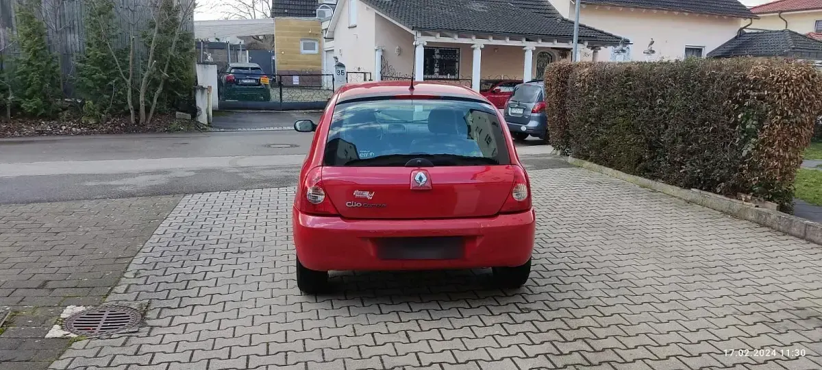 Gebraucht Renault Clio 65 PS (47 kW) 2009 Rot Kleinwagen