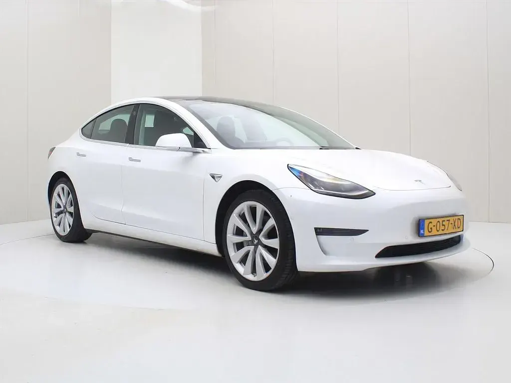Gebraucht Tesla Model 3 Long Range AWD 258 kW (351 PS) 2019 Weiß Limousine